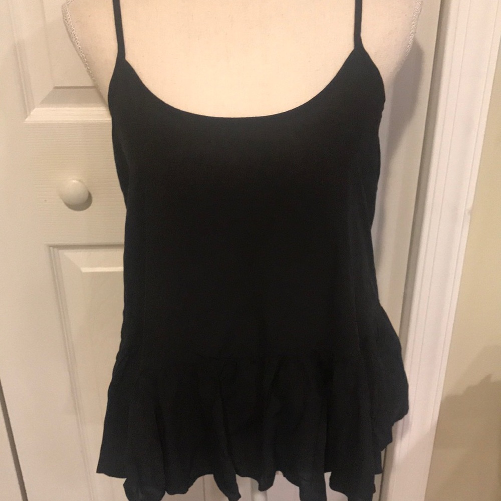 Old Navy Ruffle Cami - Picture 2 of 11